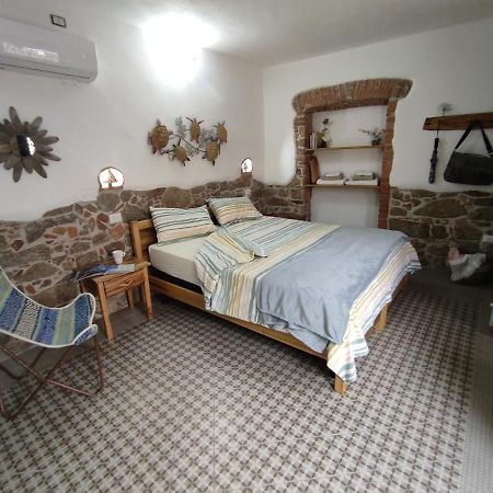 Sa Ferula Apartment ตอร์โตลี ภายนอก รูปภาพ