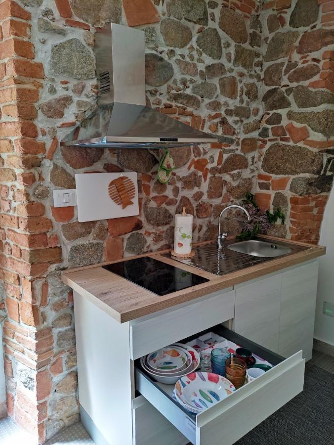 Sa Ferula Apartment ตอร์โตลี ภายนอก รูปภาพ
